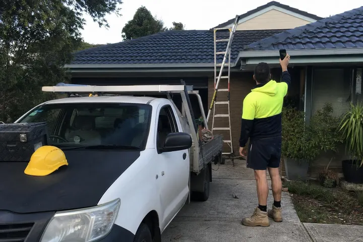 Social Media Management for Roofers: How to Get More Local Jobs